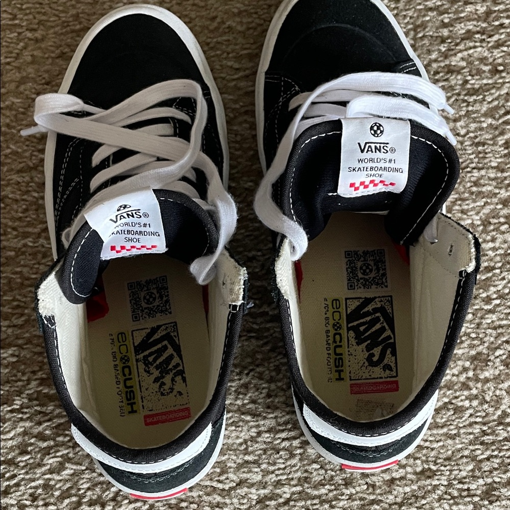 Vans Black and White High-Top Sneakers - Picture 4 of 8